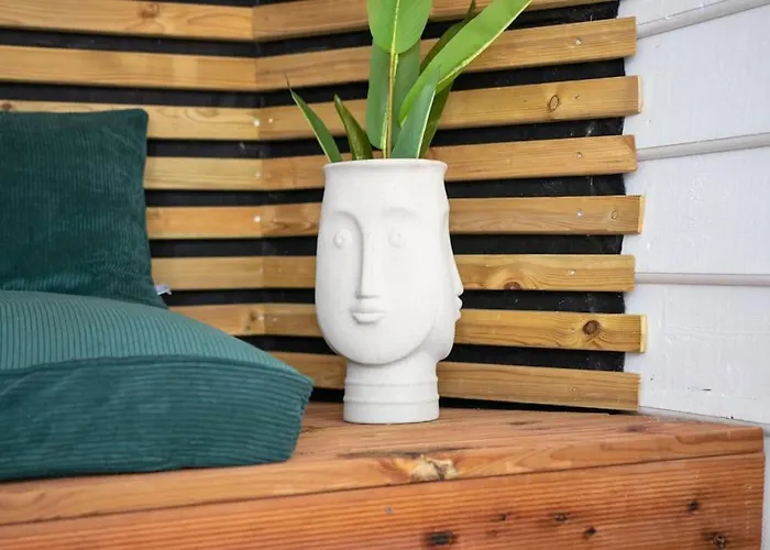 شقة The Yellow Door