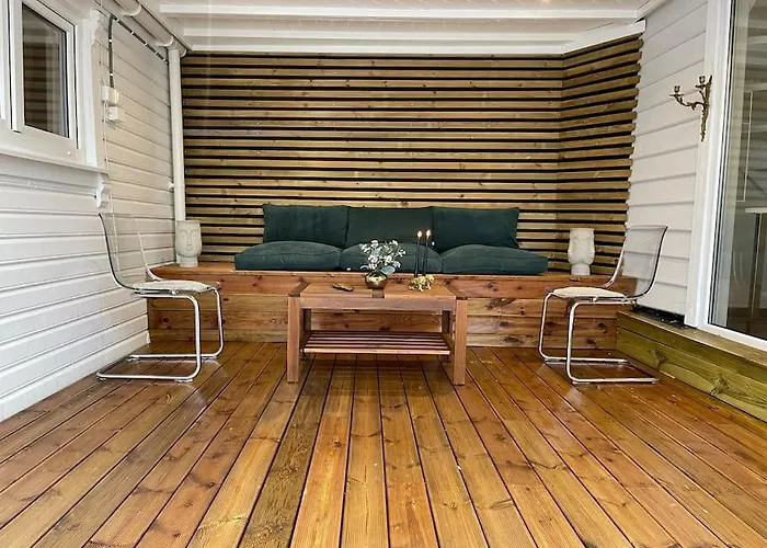 The Yellow Door * Stavanger