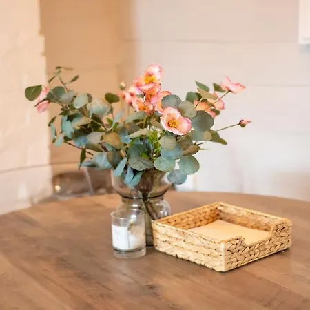 The Yellow Door 아파트 스타방에르